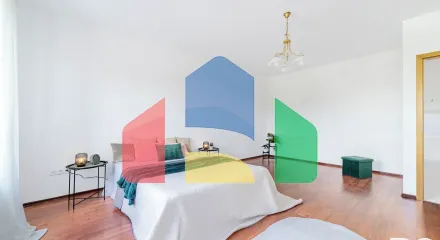 На продажу квартира 3-комн. студия 86 m²