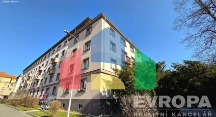 На продажу квартира 3-комн. студия 81 m²