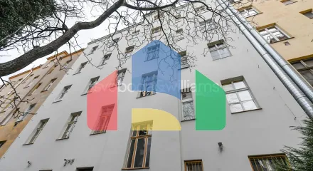 На продажу многоквартирные дома 947 m²