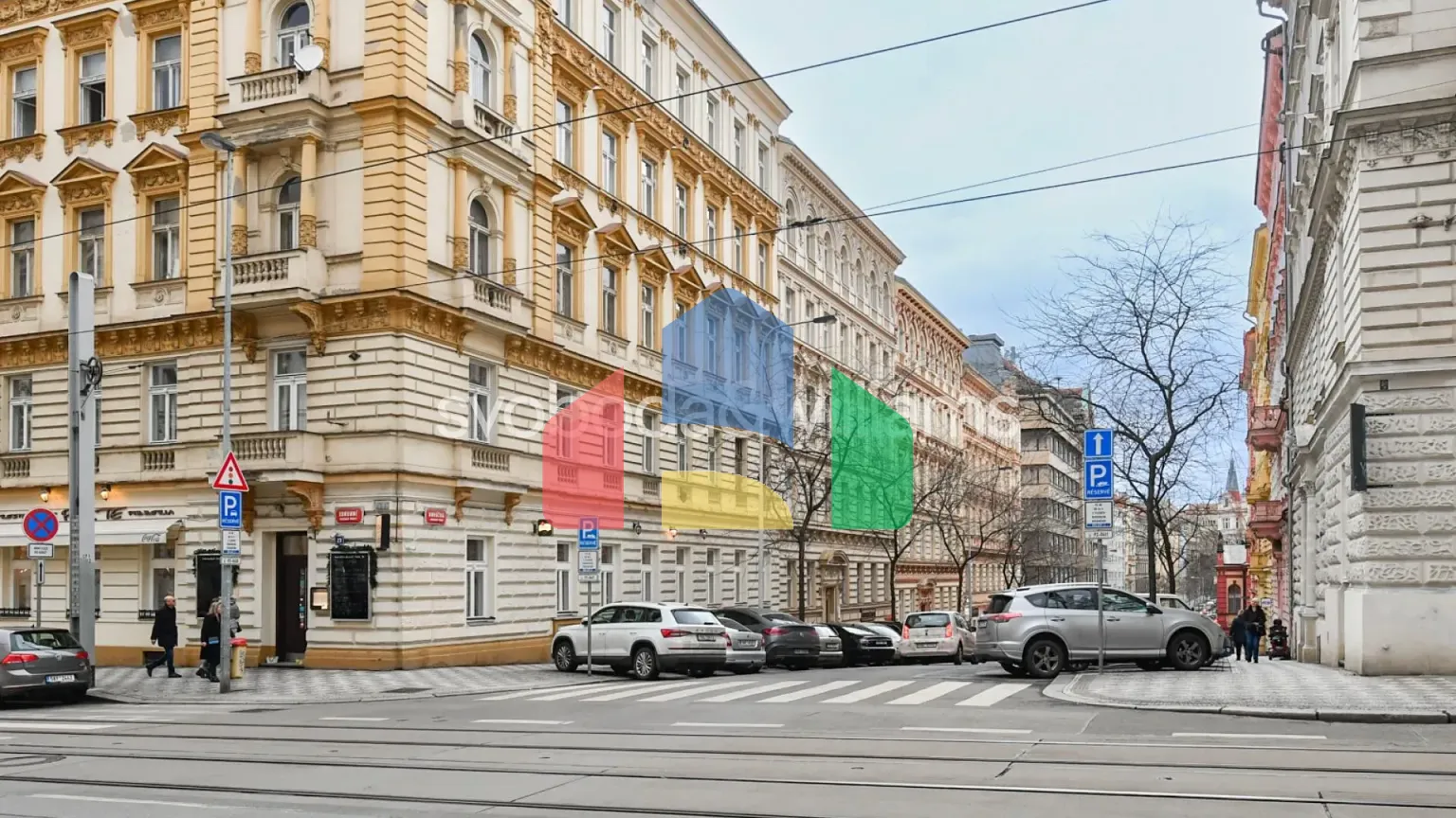 На продажу многоквартирные дома 947 m²