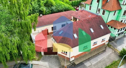 На продажу торговые помещения 402 m²