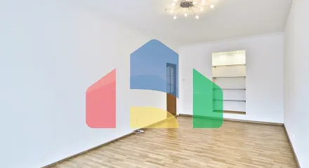 На продажу торговые помещения 402 m²