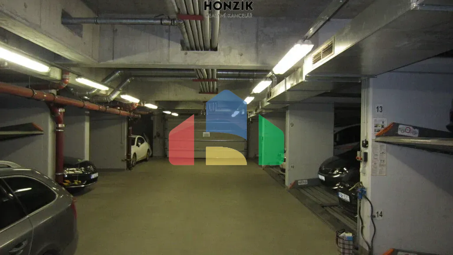 На продажу парковки 10 m²