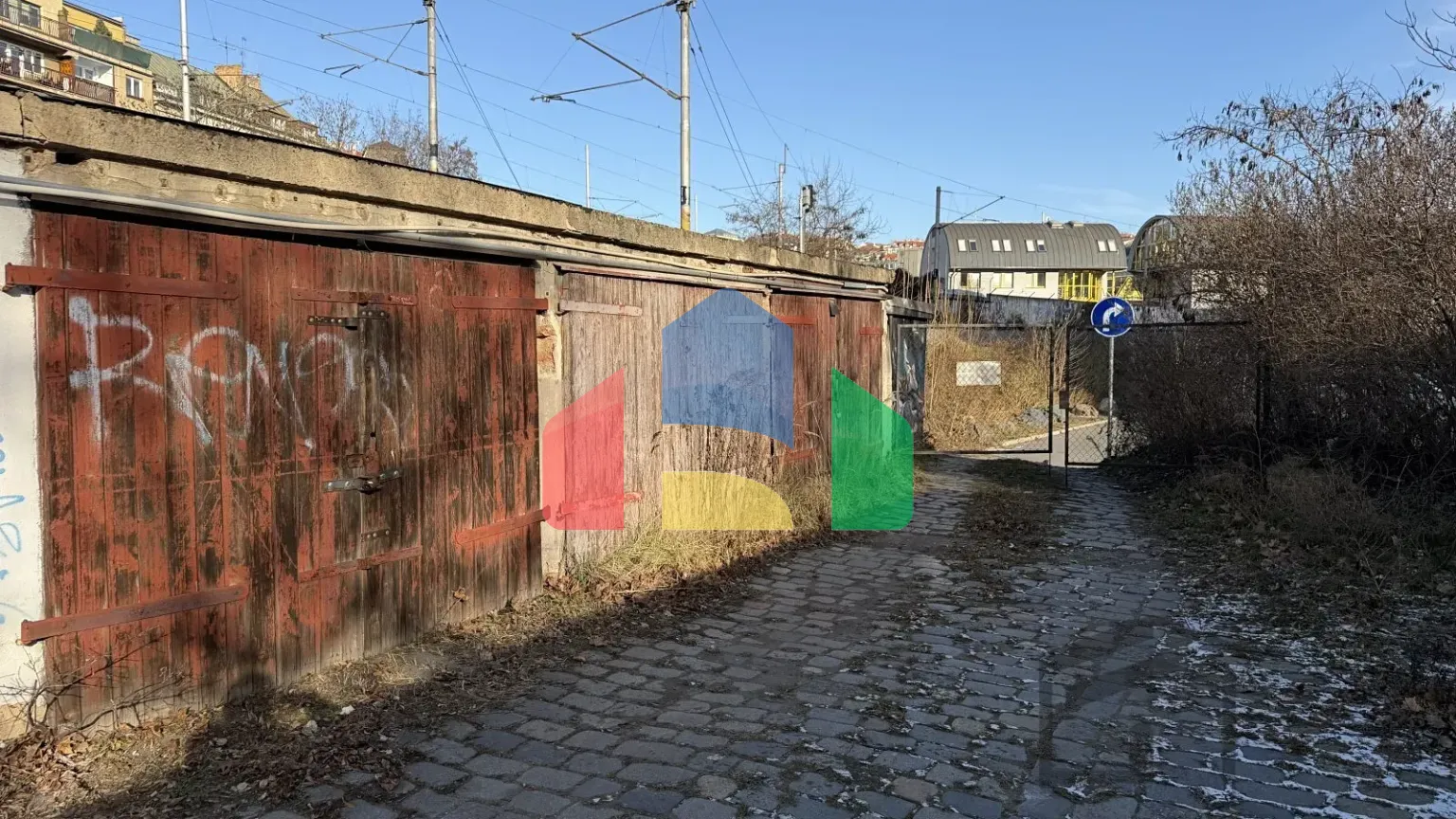 На продажу гаражи 18 m²