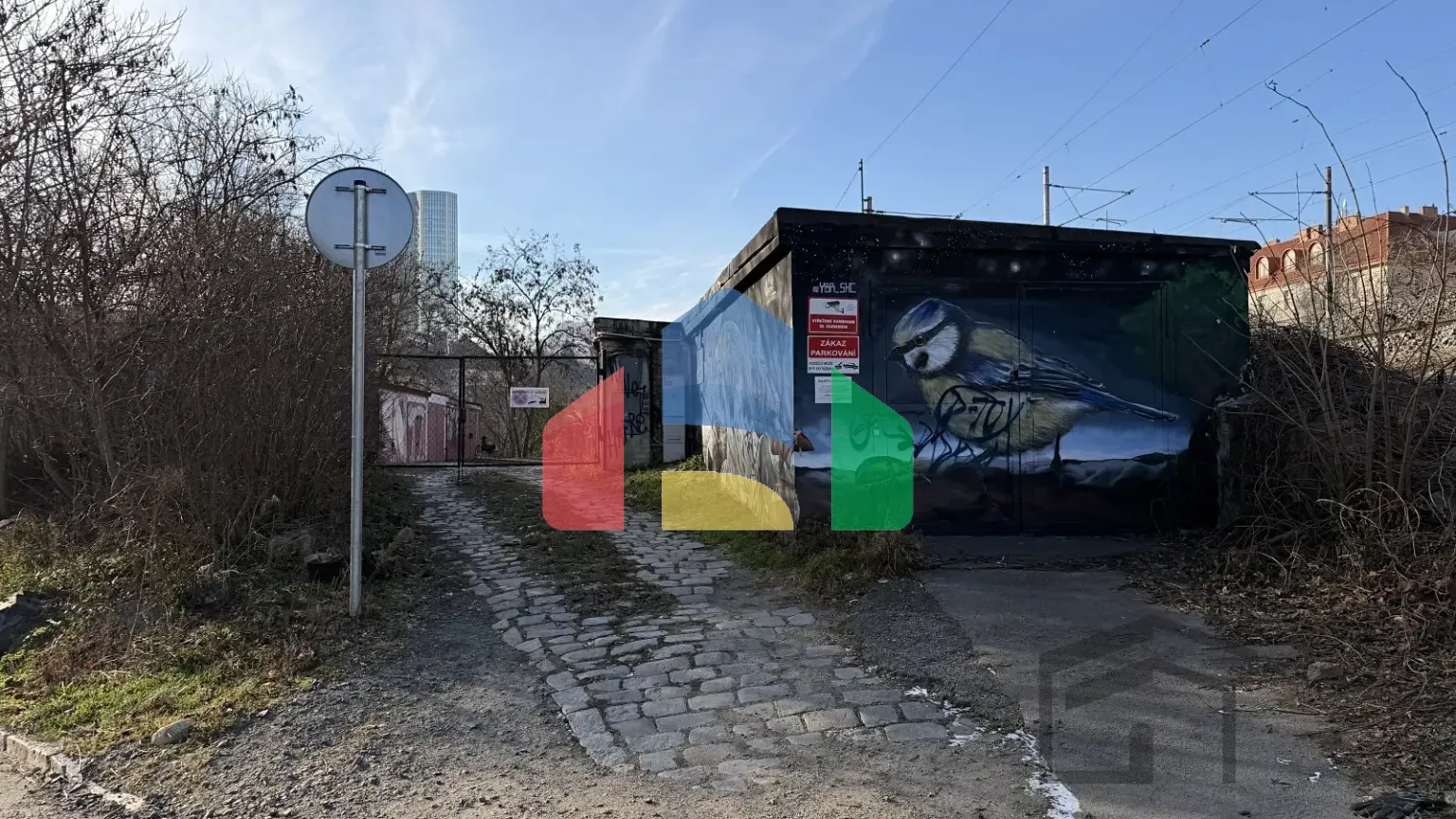 На продажу гаражи 18 m²