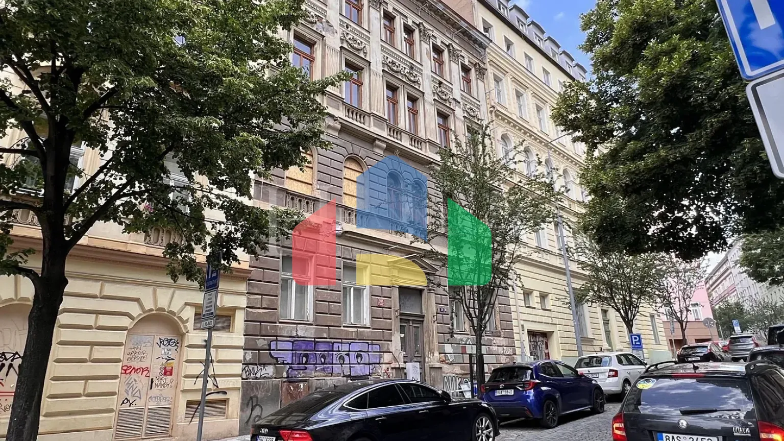 На продажу многоквартирные дома 1015 m²