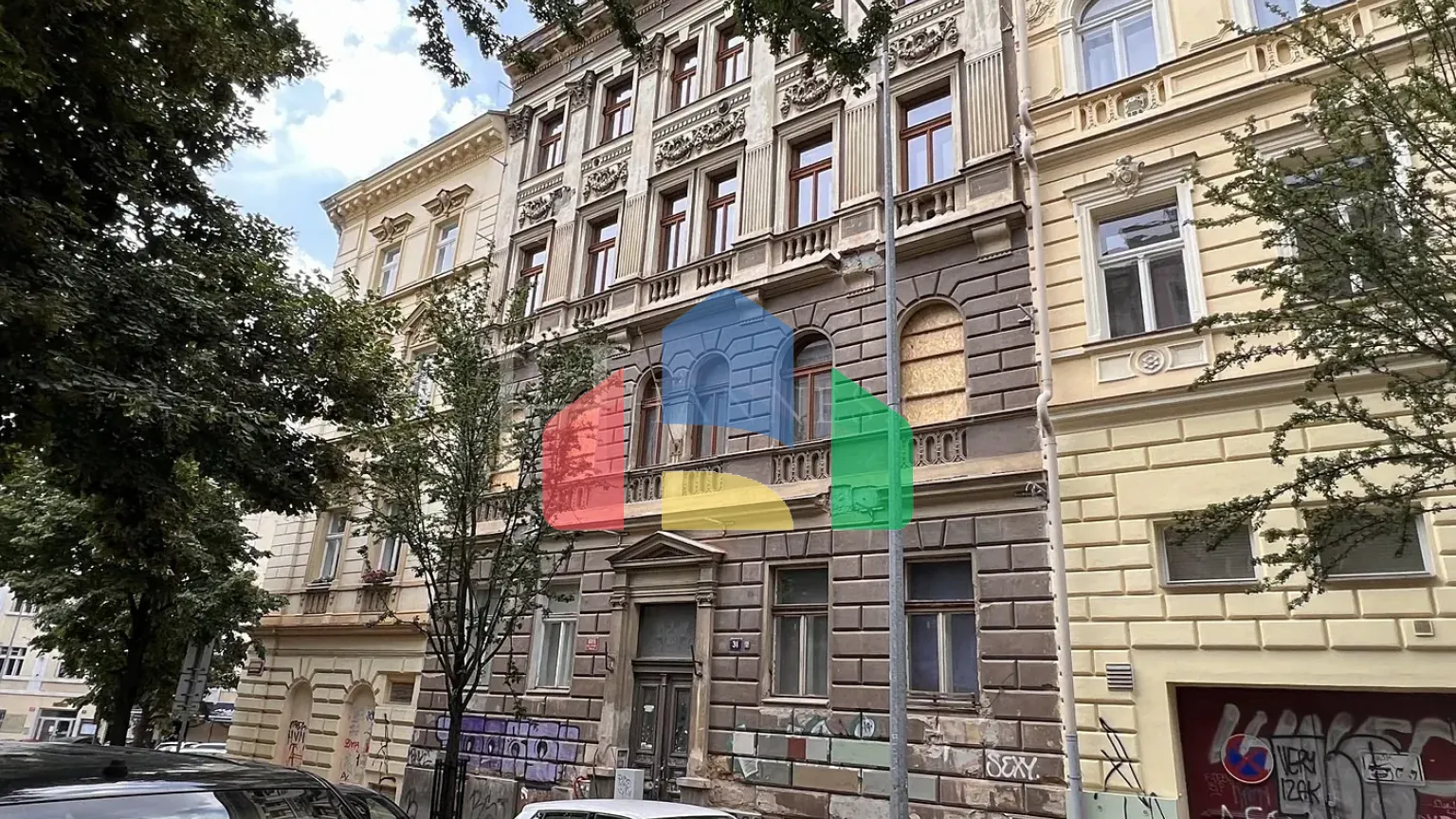 На продажу многоквартирные дома 1015 m²