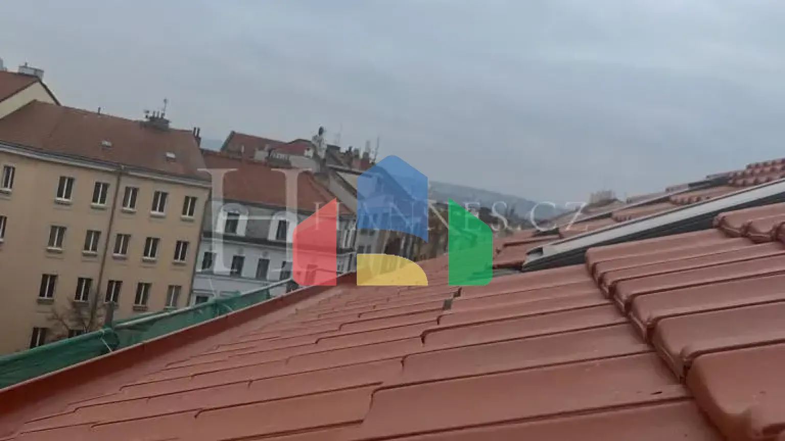 На продажу многоквартирные дома 1015 m²