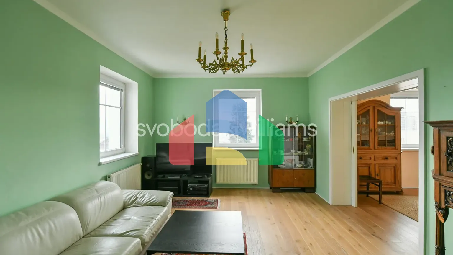 На продажу многоквартирные дома 348 m²