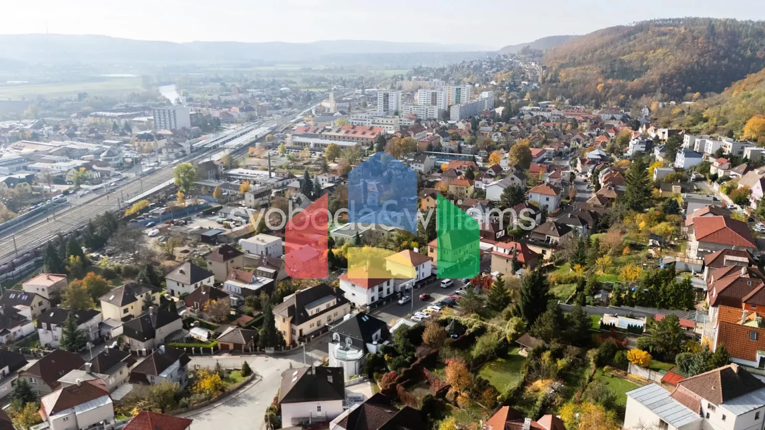 На продажу многоквартирные дома 348 m²