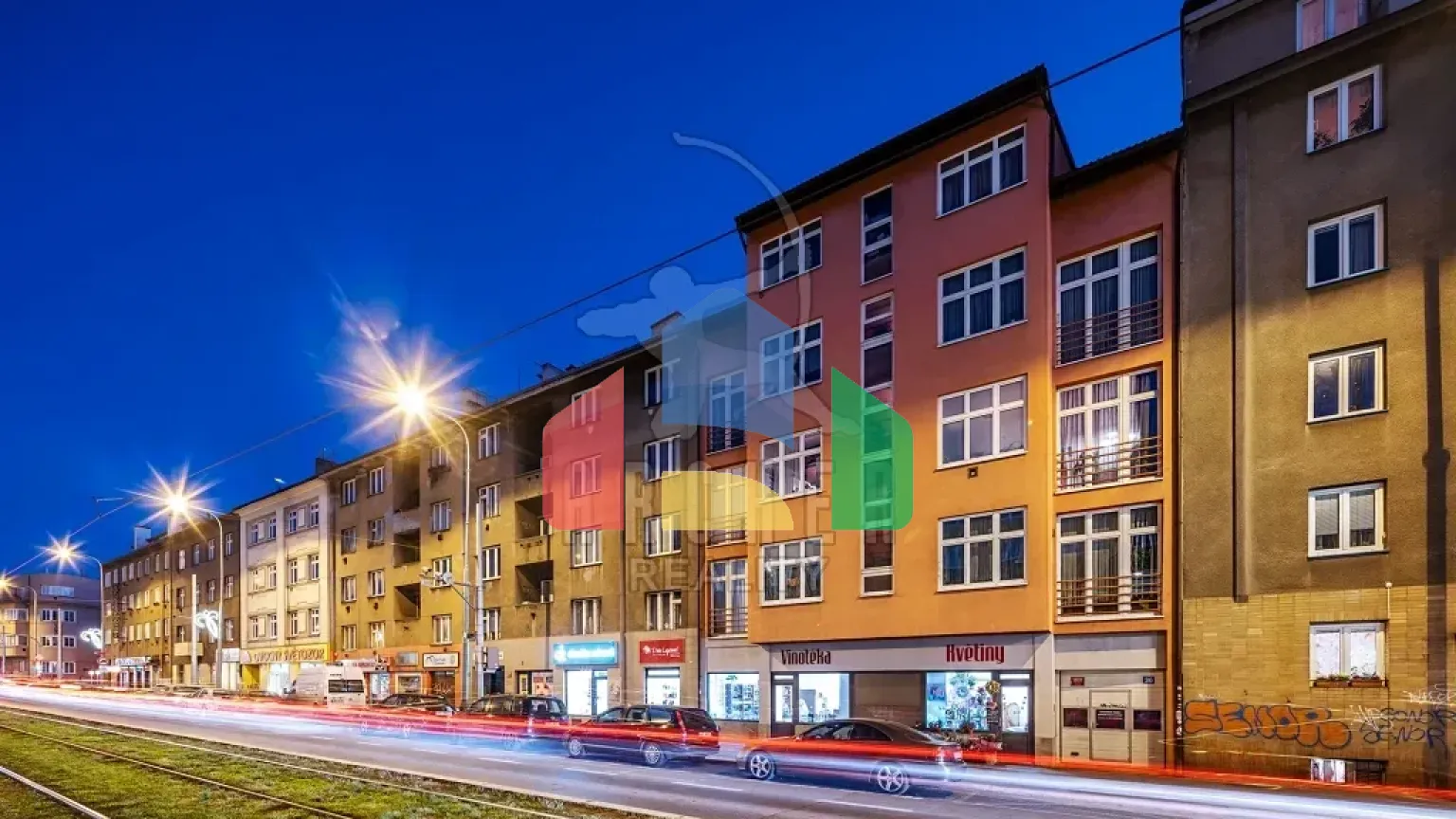 На продажу офисные помещения 319 m²