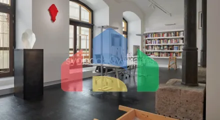 На продажу торговые помещения 210 m² На продажу торговые помещения 210 m²