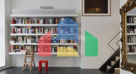 На продажу торговые помещения 210 m² На продажу торговые помещения 210 m²