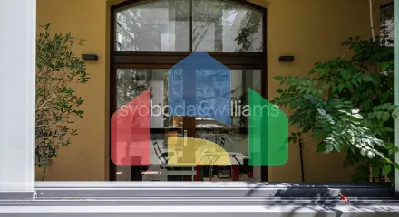 На продажу торговые помещения 210 m² На продажу торговые помещения 210 m²