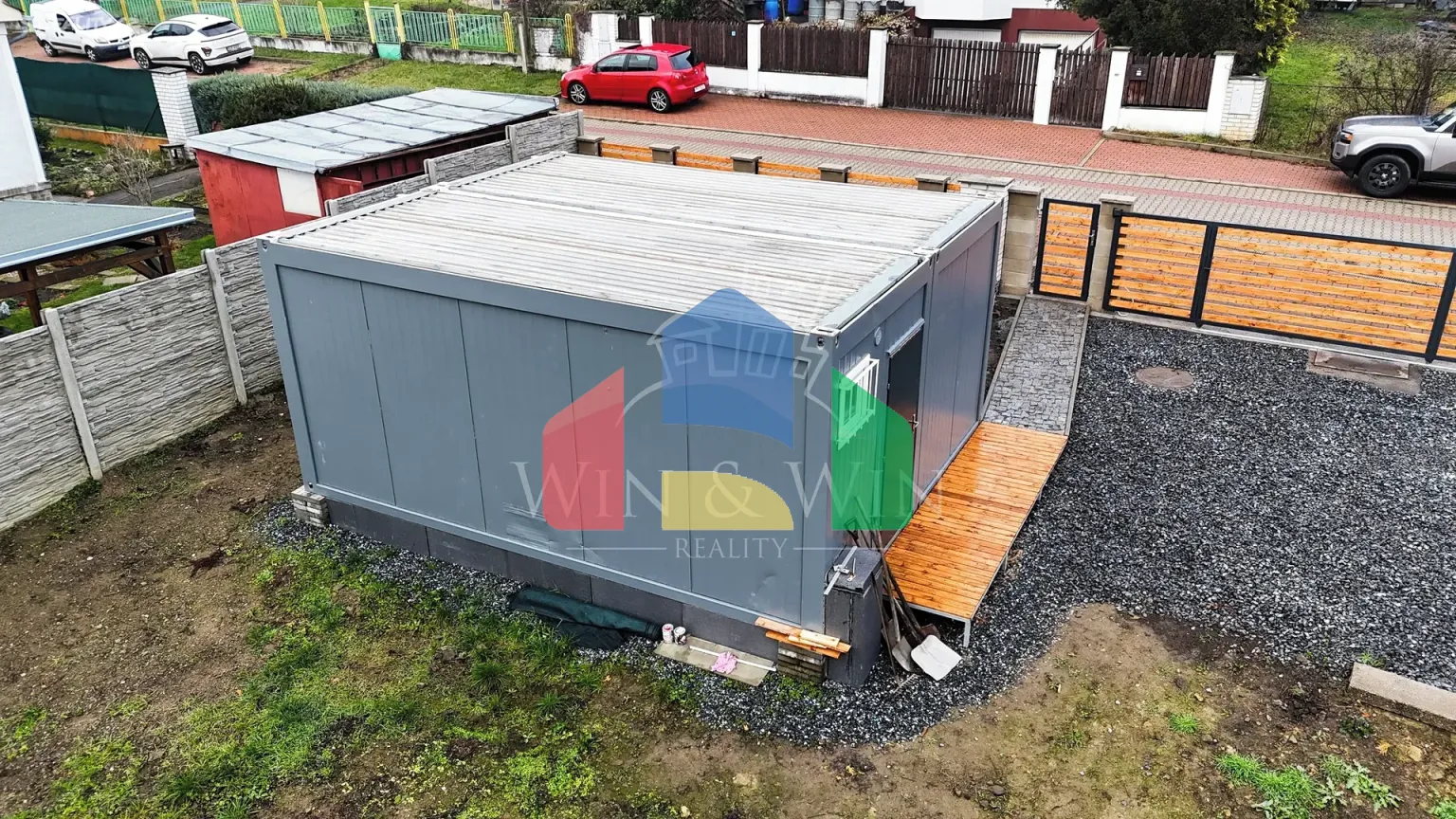 На продажу участки под строительство 407 m²