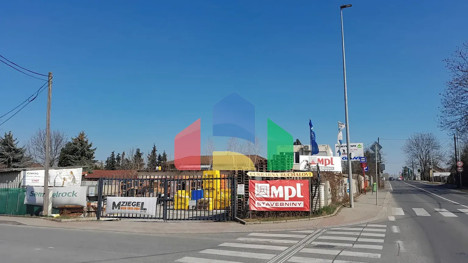 На продажу коммерческие участки 1312 m²