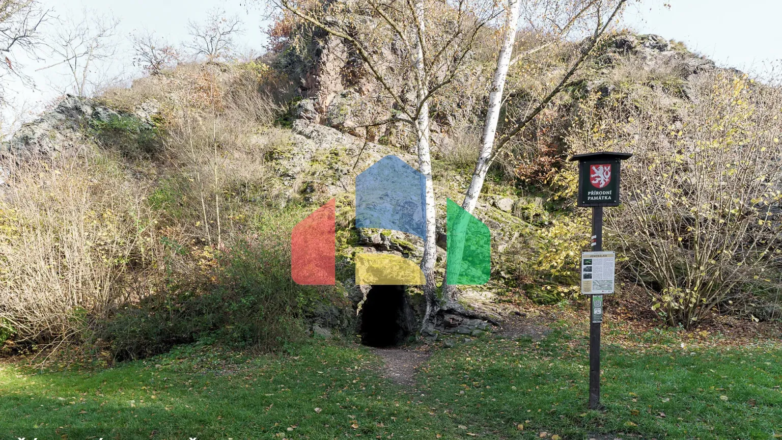 На продажу участки под строительство 550 m²