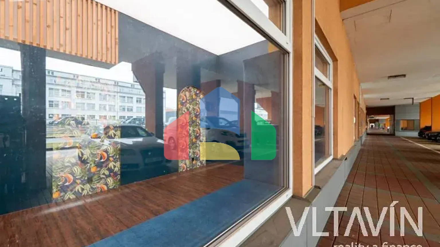 На продажу торговые помещения 53 m²