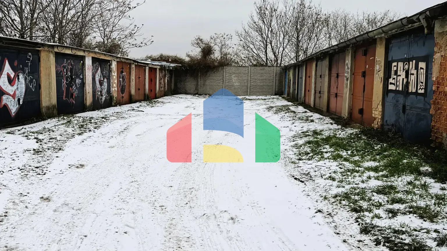 На продажу гаражи 18 m²