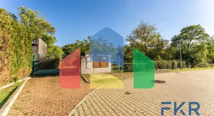 На продажу участки под строительство 886 m²