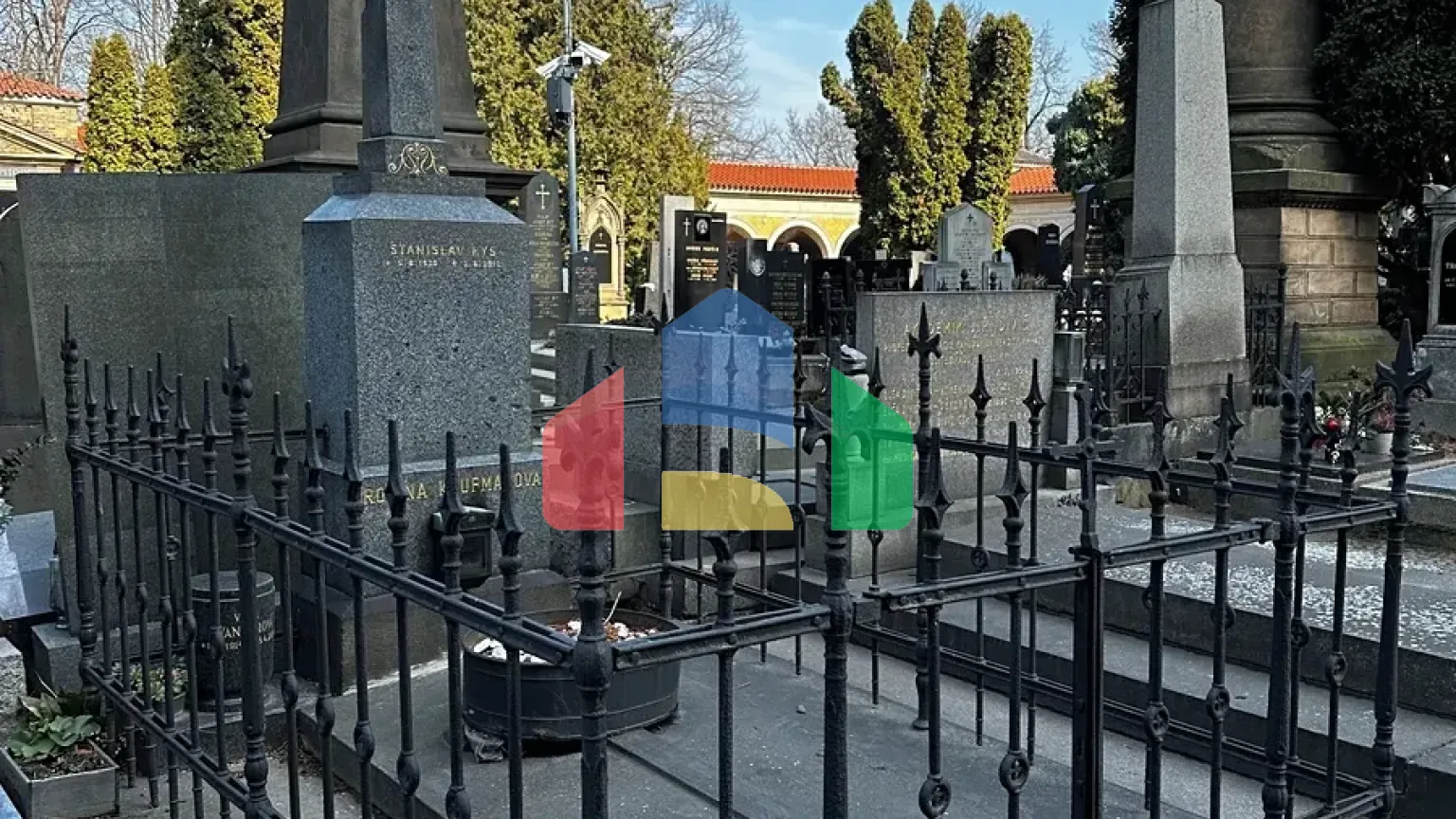 На продажу другие объекты 4 m²