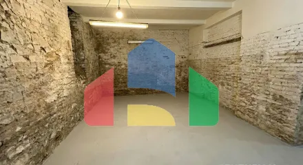 На продажу склады 68 m²