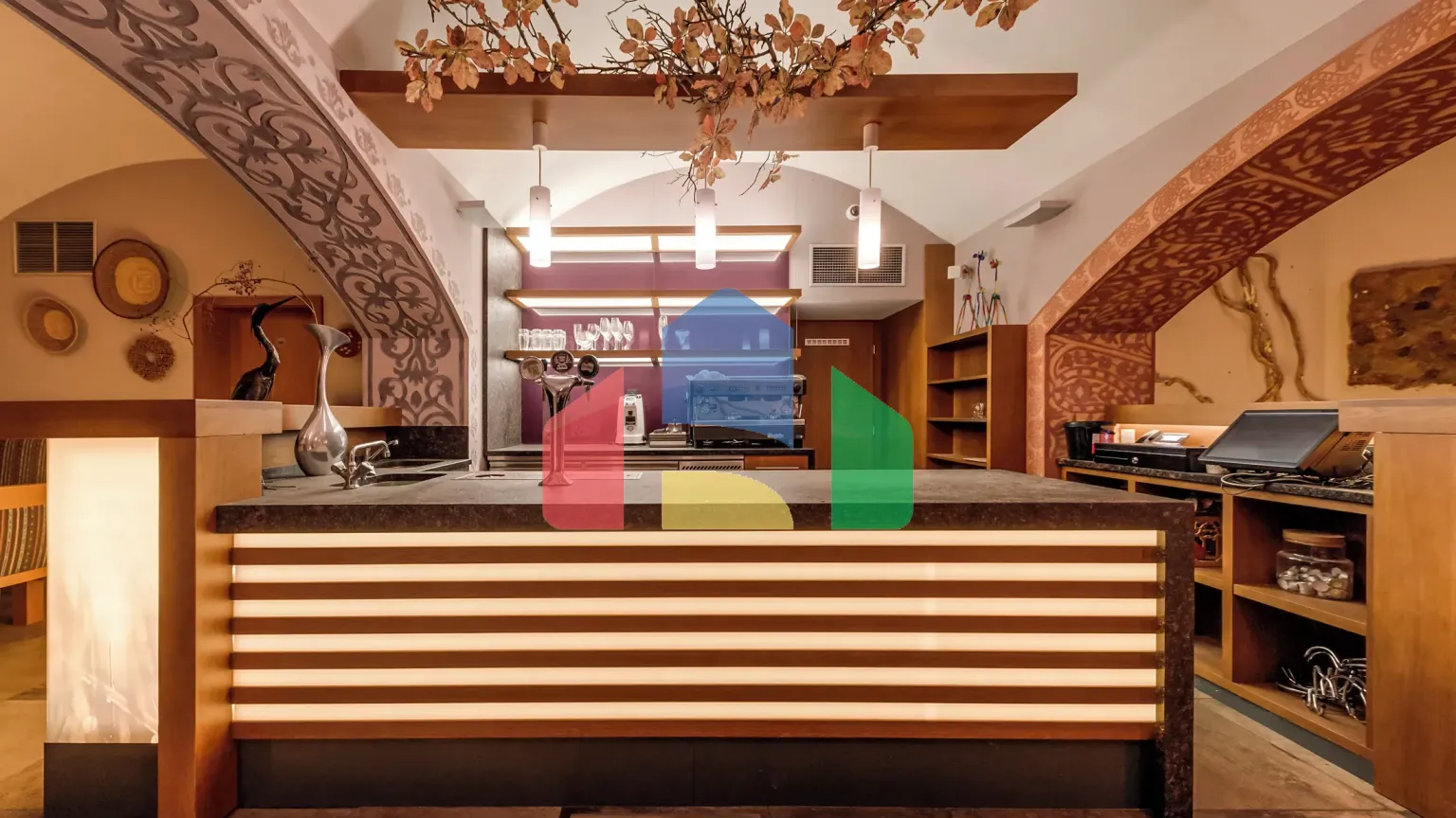 На продажу рестораны 425 m²