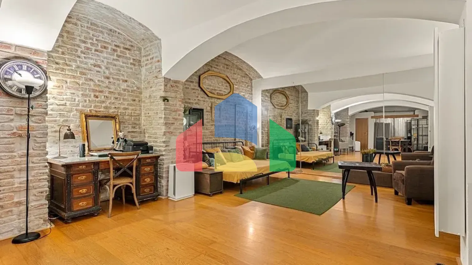 На продажу другие объекты коммерческой недвижимости 66 m²