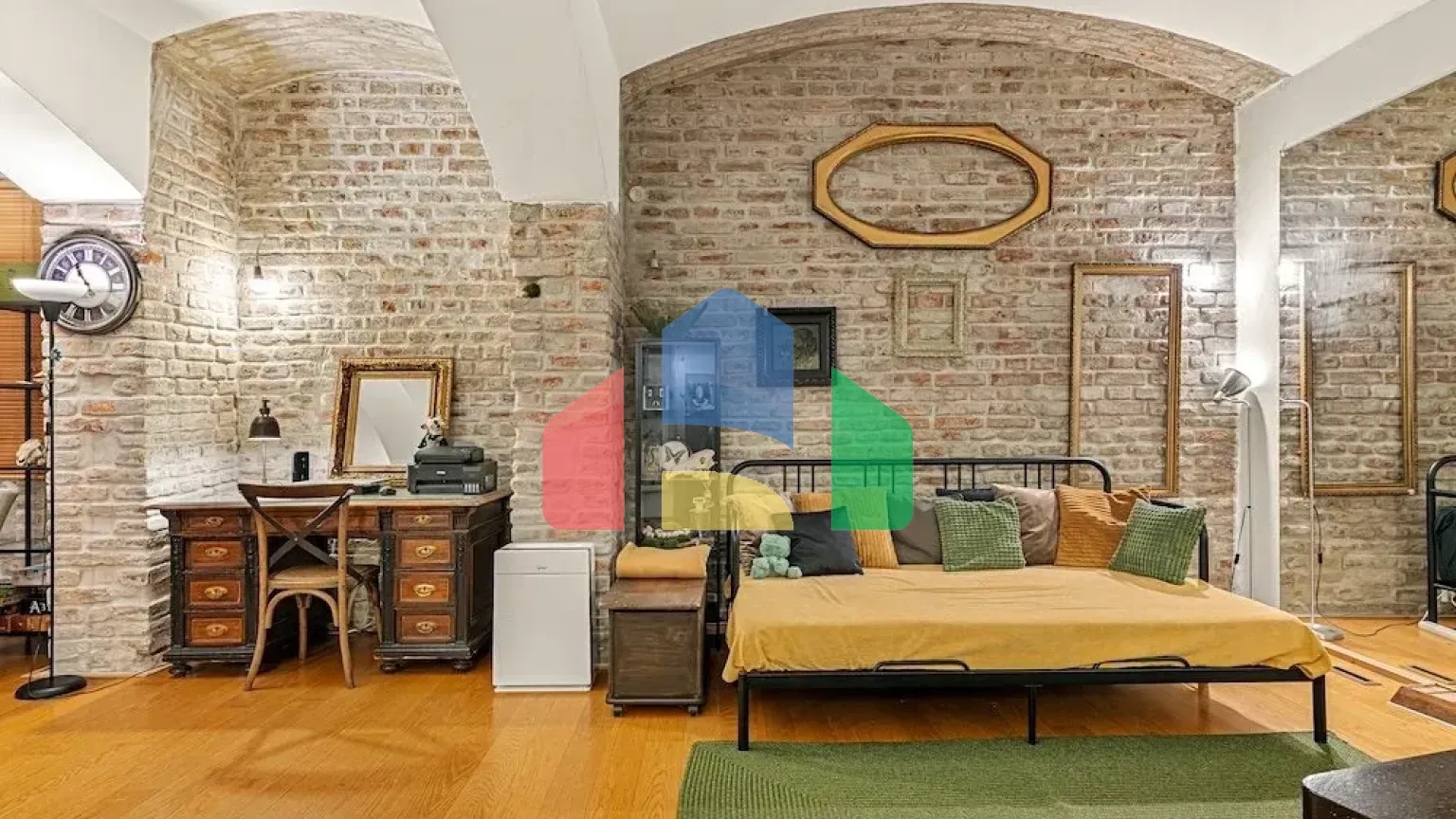 На продажу другие объекты коммерческой недвижимости 66 m²