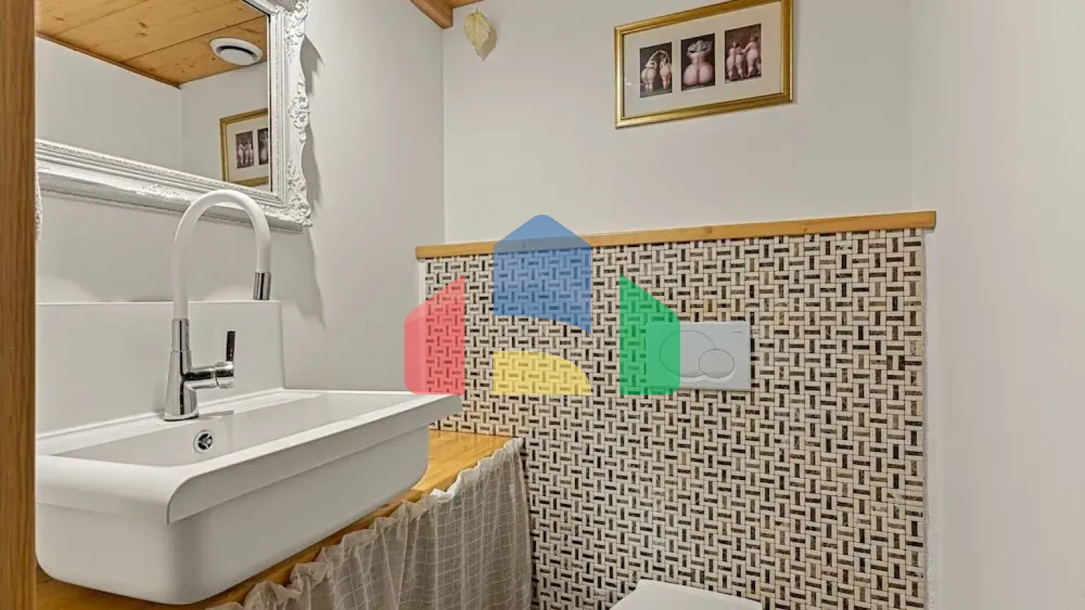 На продажу другие объекты коммерческой недвижимости 66 m²