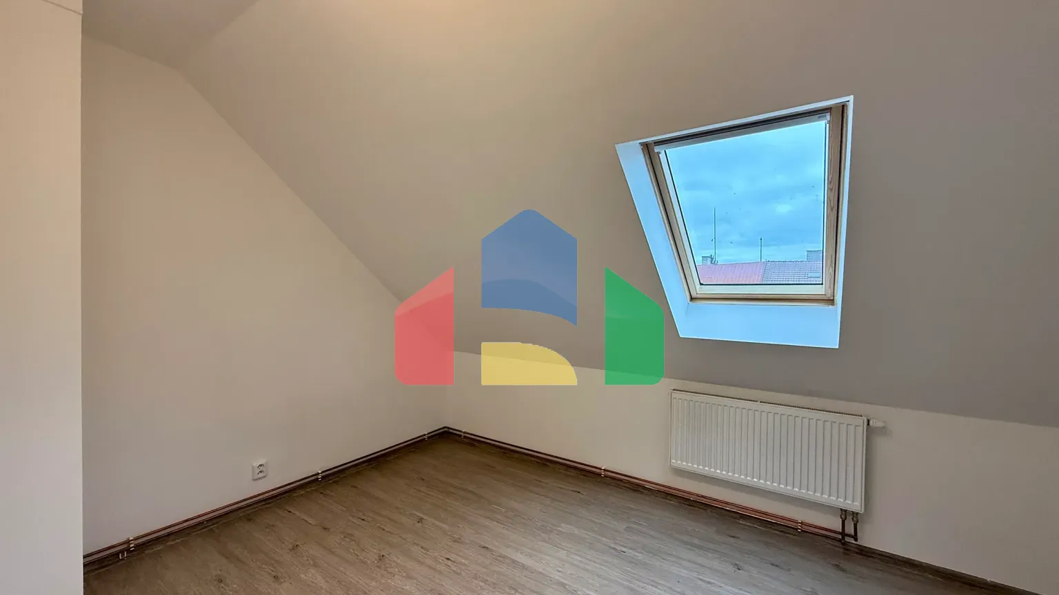 На продажу многоквартирные дома 260 m²