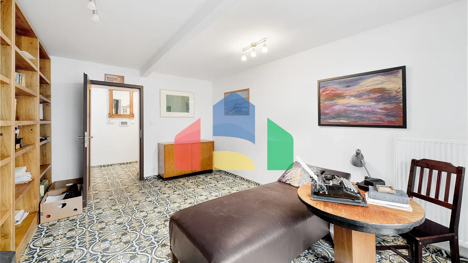 На продажу многоквартирные дома 260 m²