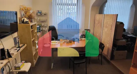 На продажу торговые помещения 141 m²