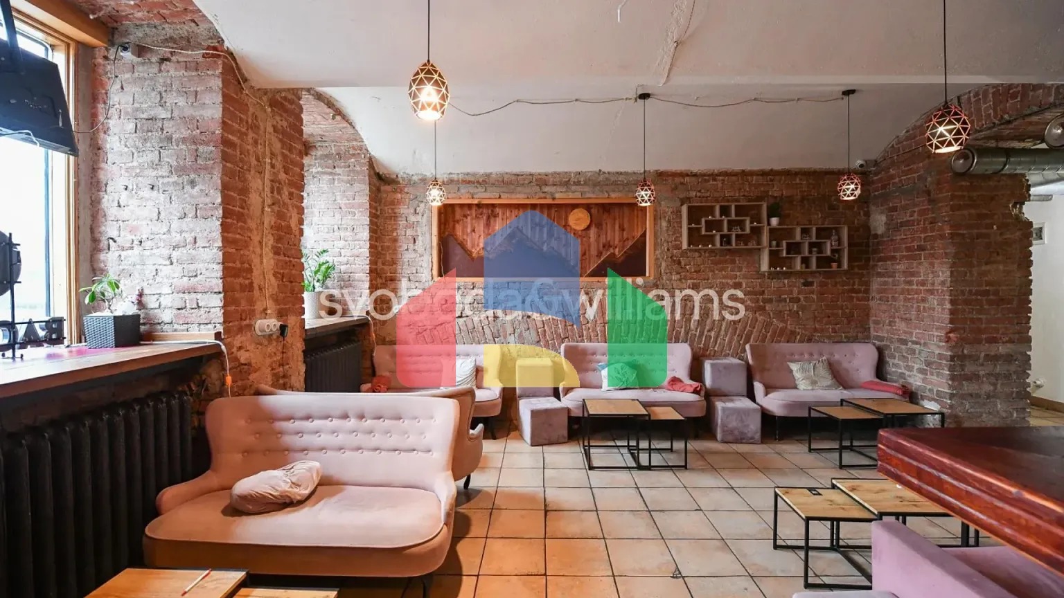 На продажу торговые помещения 184 m²