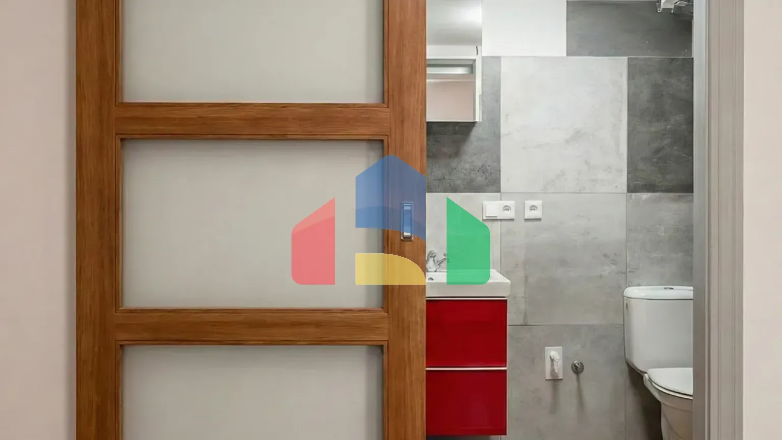 На продажу отели, гостиницы 16 m²