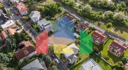 На продажу участки под строительство 753 m²