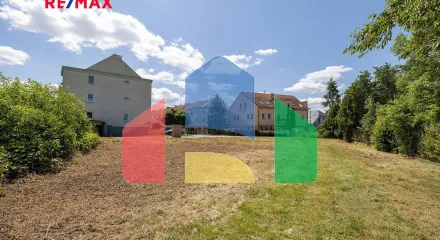 На продажу участки под строительство 695 m²