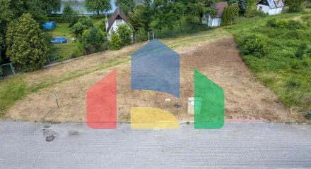 На продажу участки под строительство 695 m²