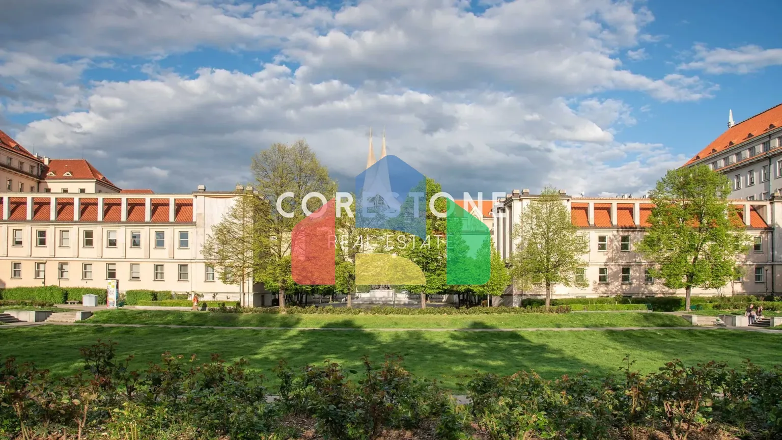 На продажу отели, гостиницы 7000 m²