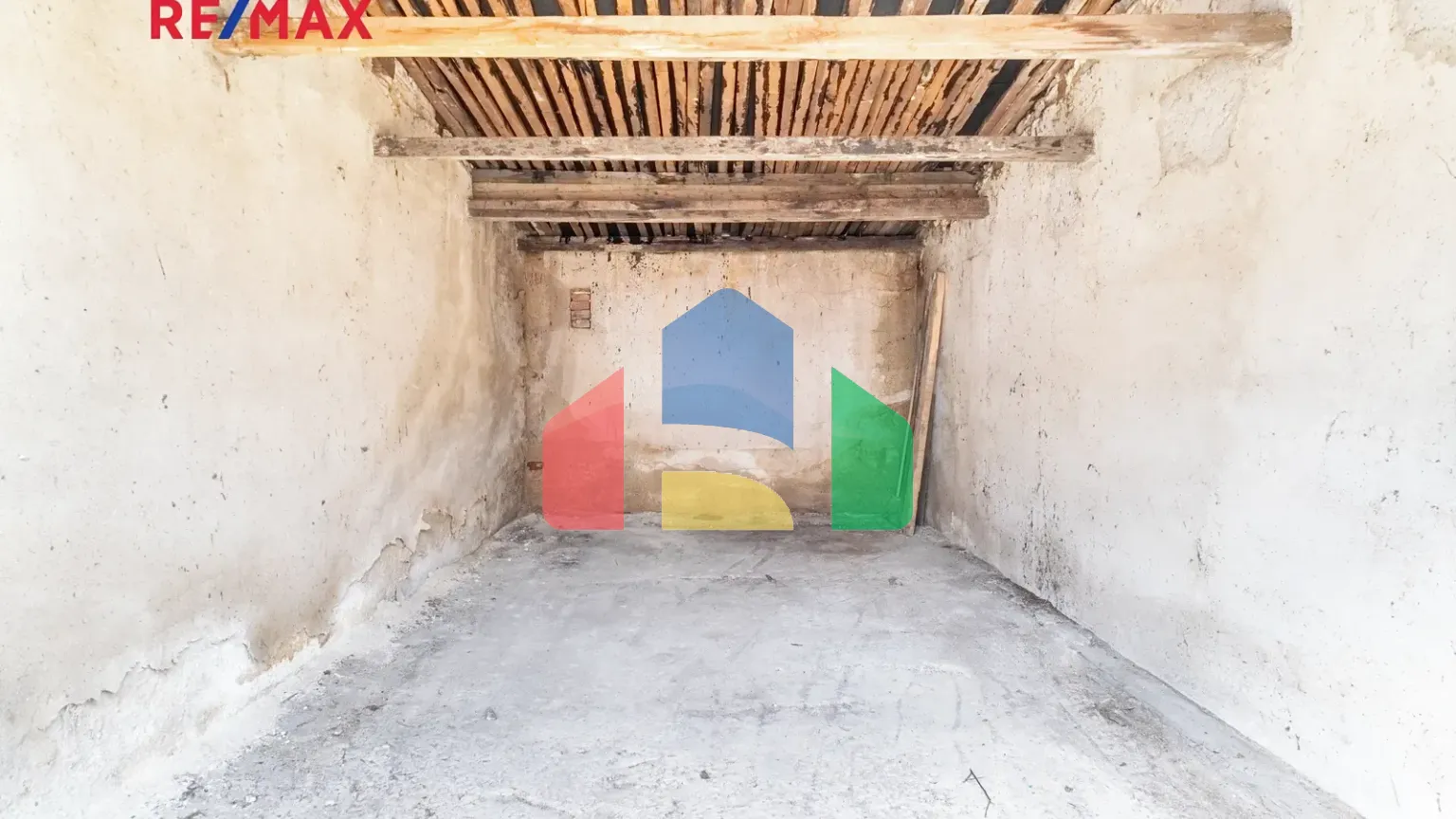 На продажу гаражи 19 m²