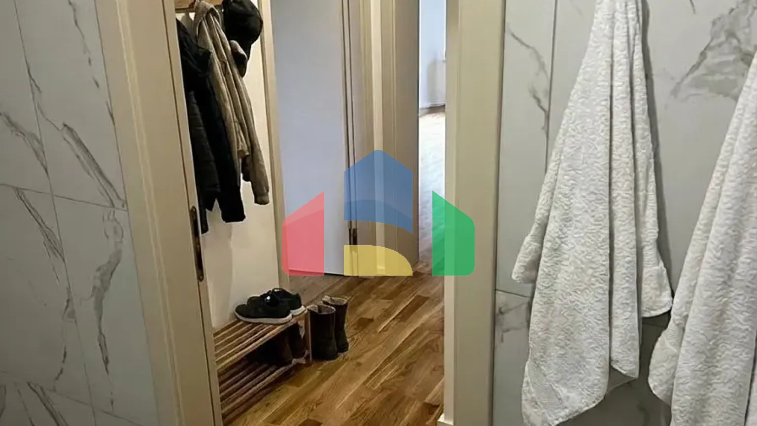 На продажу многоквартирные дома 200 m²