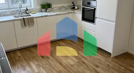 На продажу многоквартирные дома 200 m²