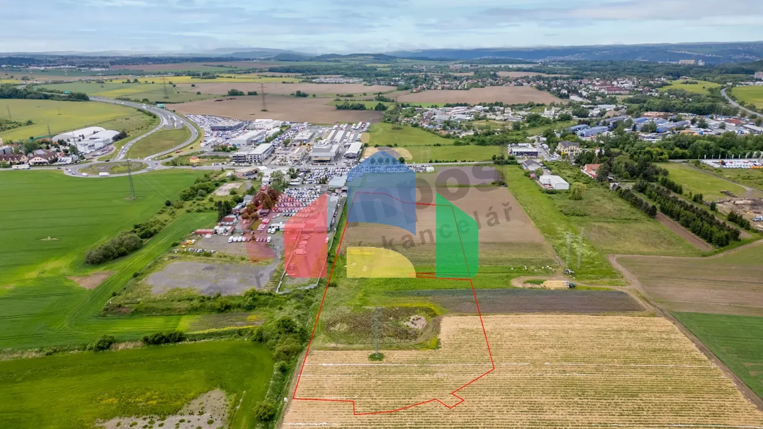 На продажу сельскохозяйственные земли 28484 m²