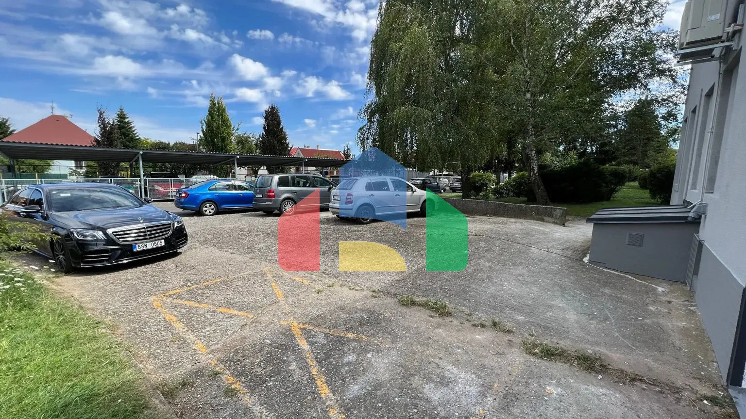 На продажу производственные цеха 210 m²