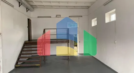 На продажу производственные цеха 210 m² На продажу производственные цеха 210 m²