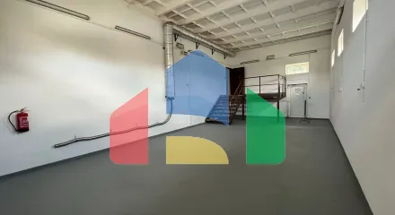 На продажу производственные цеха 210 m² На продажу производственные цеха 210 m²