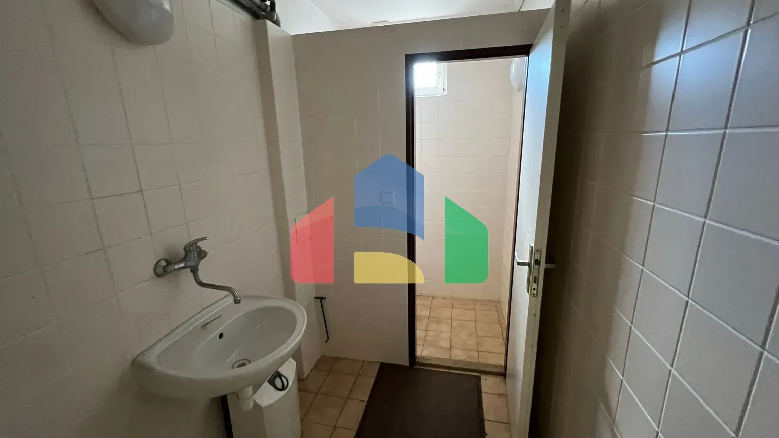 На продажу производственные цеха 210 m²