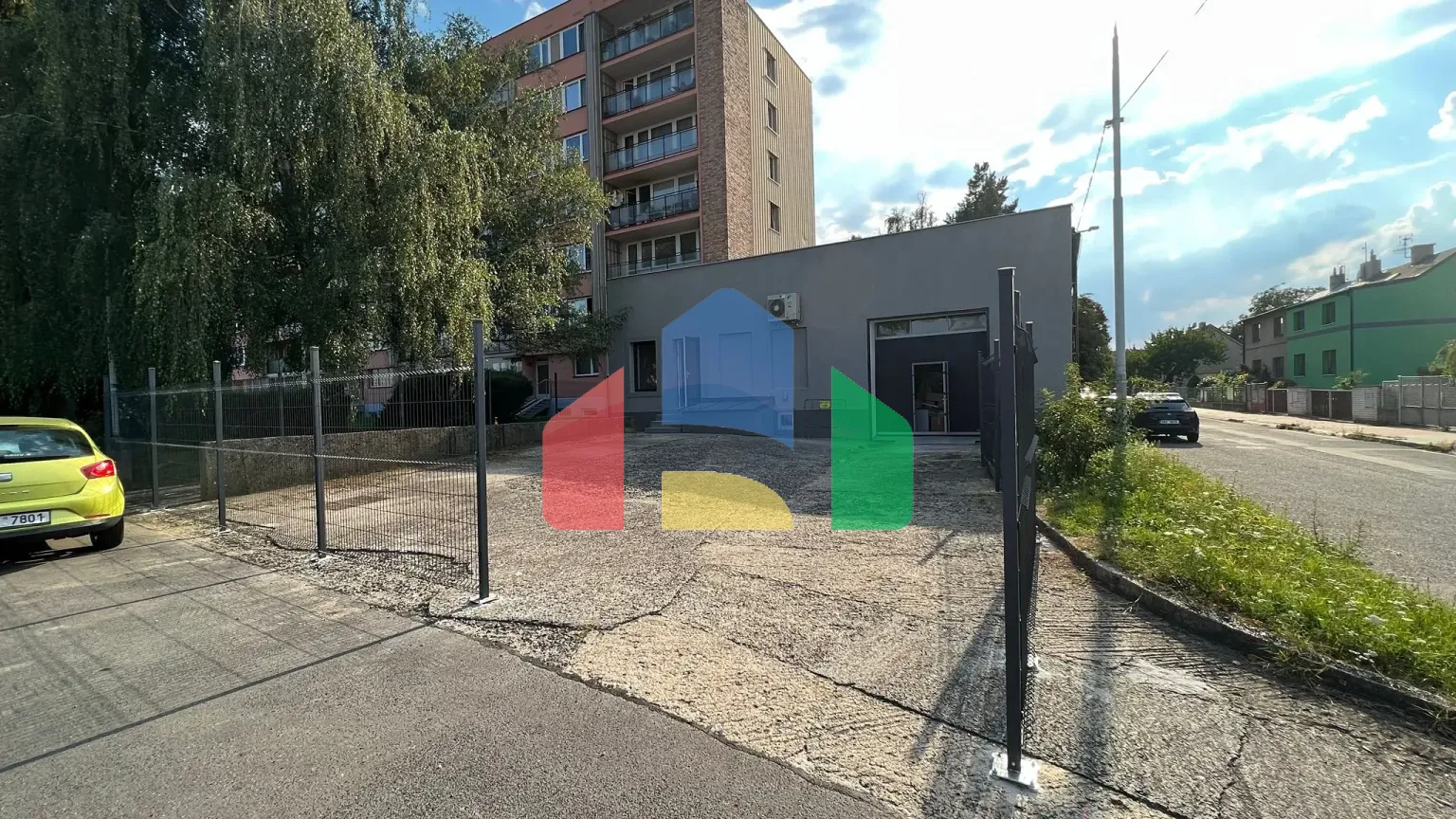 На продажу производственные цеха 210 m²