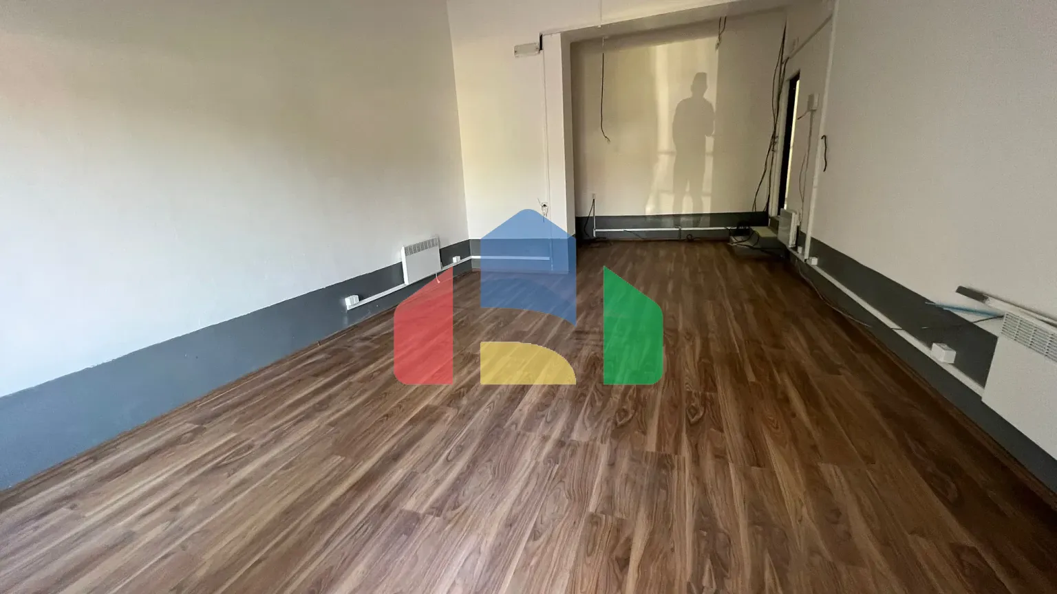 На продажу производственные цеха 210 m²