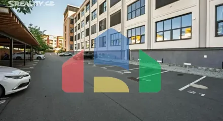 На продажу торговые помещения 90 m²